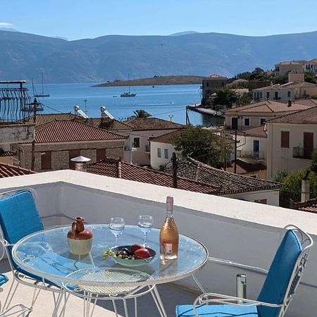 Galaxidi Authentic Rooftop House المظهر الخارجي الصورة