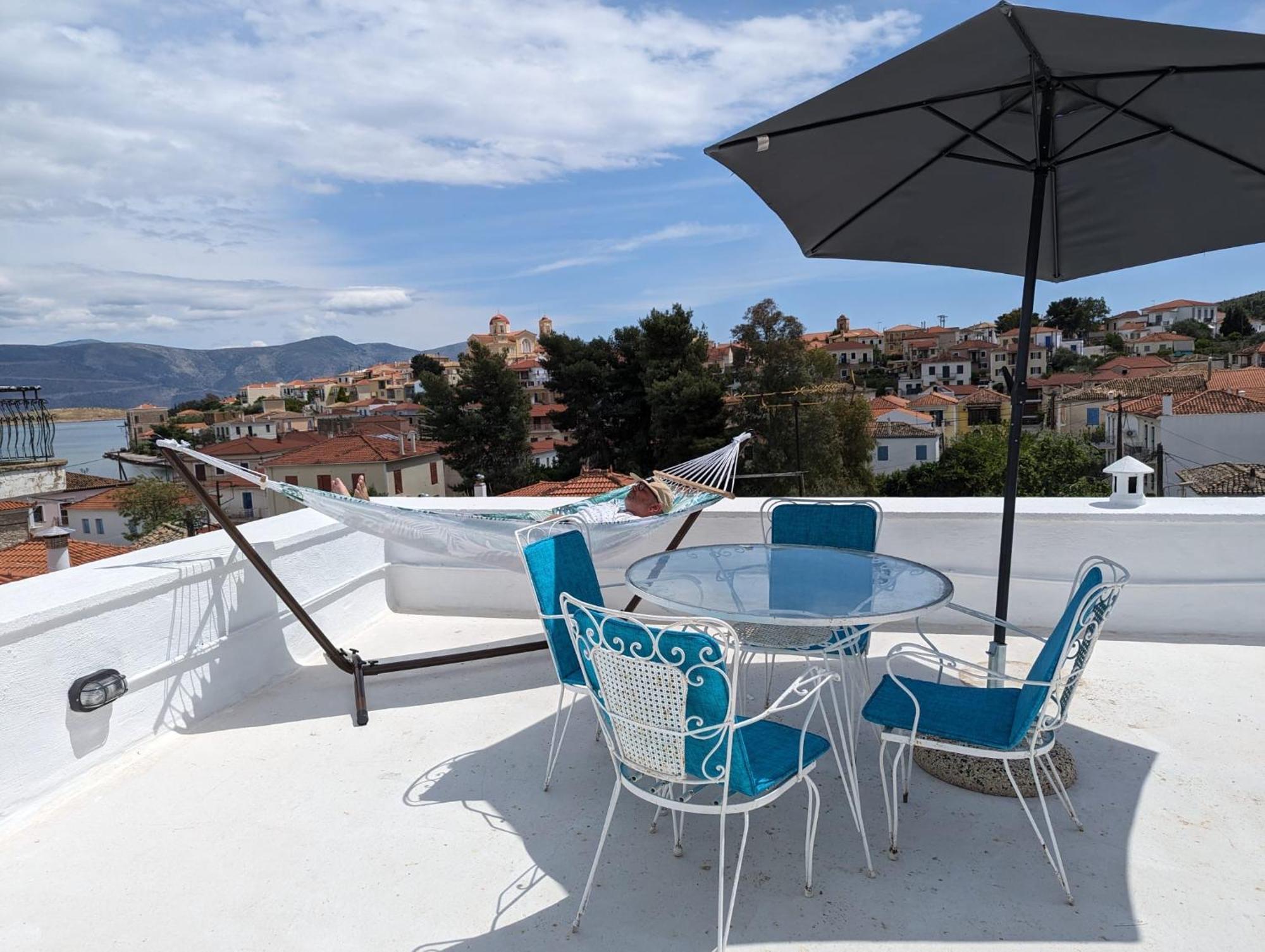 Galaxidi Authentic Rooftop House المظهر الخارجي الصورة